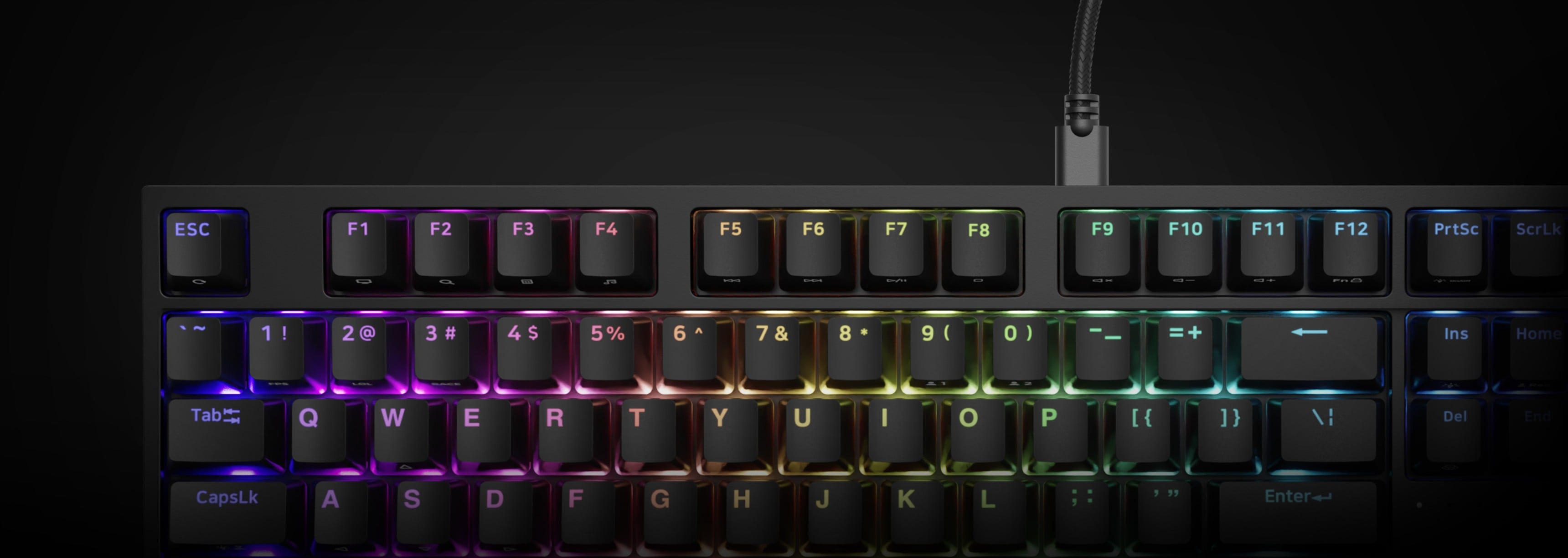Mechanische Gaming-Tastatur mit RGB-Hintergrundbeleuchtung und Gateron Yellow Pro-Schaltern im kompakten Design und in schwarzer Farbe